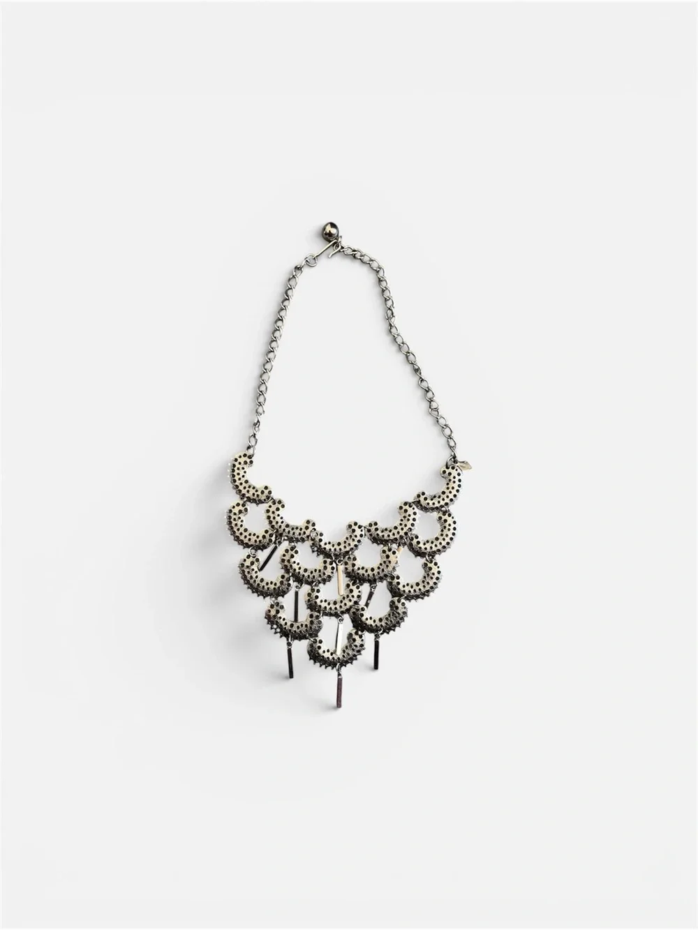 Vintage  Sarah Coventry "Charisma" silver-tone bib choker necklace 18”total - Picture 3 of 6